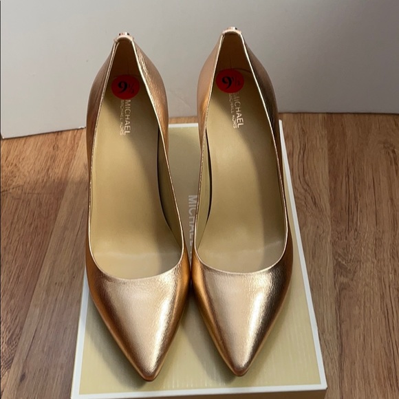 kitten heel rose gold shoes